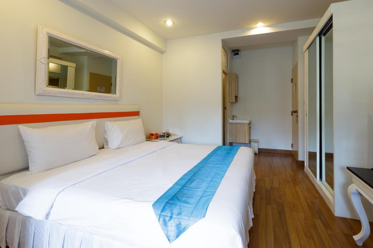 Arawana Residence Phromphong Bangkok Exteriör bild